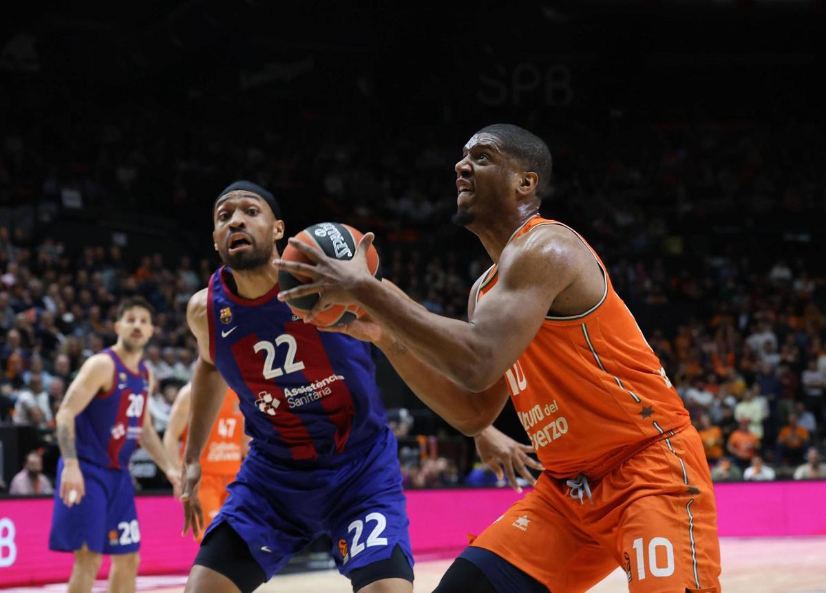 Damien Inglis, en un partido entre el Valencia Basket y el FC Barcelona