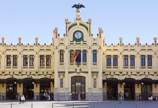 Estación del Norte de Valencia, un palacio modernista en el centro de la ciudad