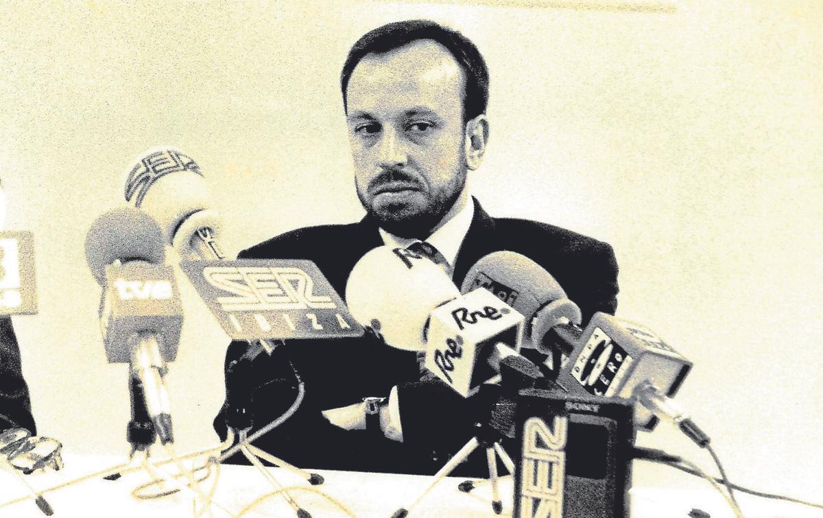 El periodista Joan Serra durante un acto.