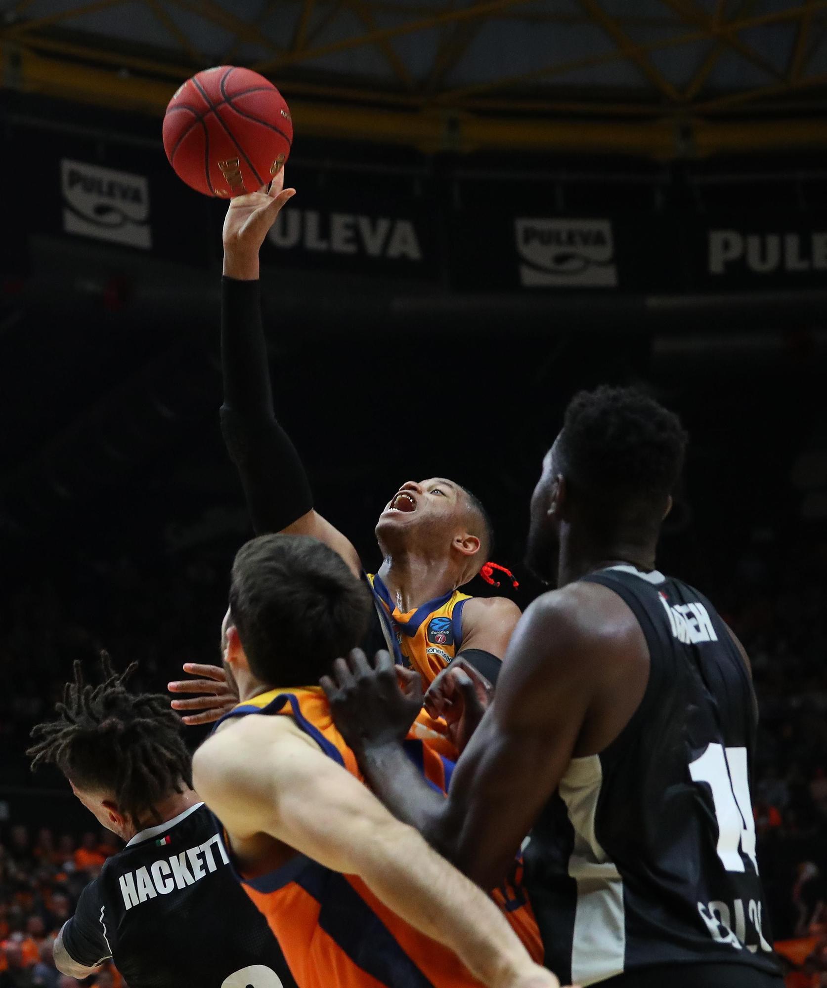 Valencia Basket vs Virtus Bologna semifinal de la Eurocup