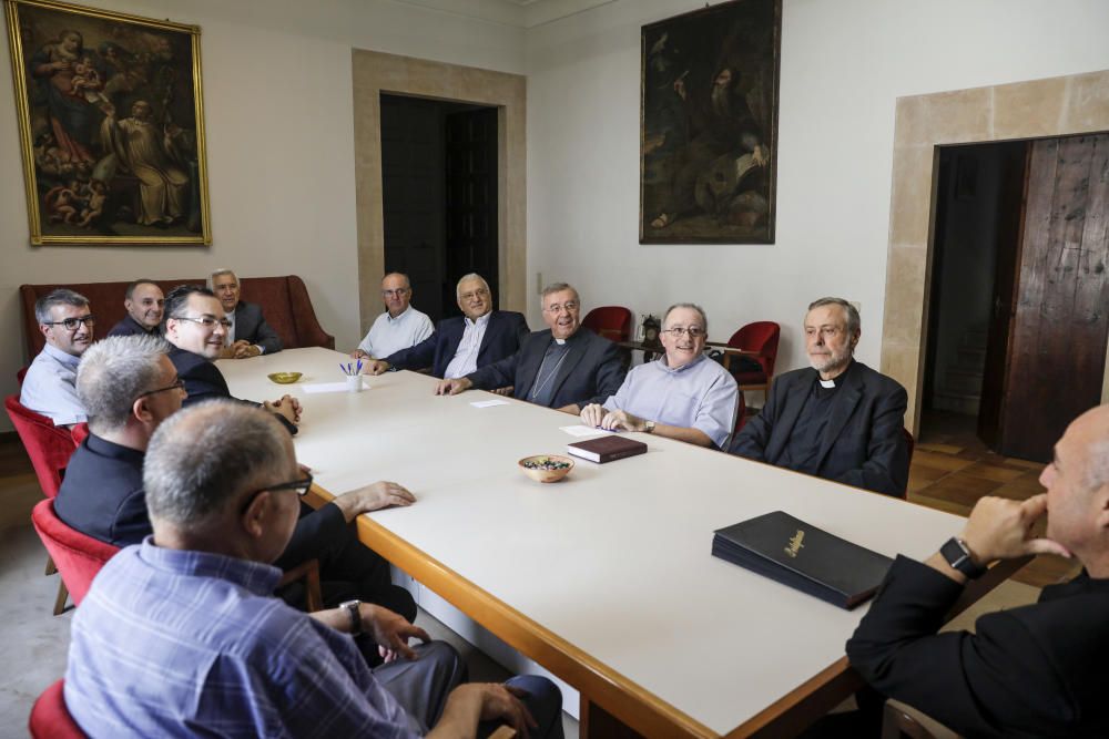 Salinas se despide de Mallorca con una misa en la catedral