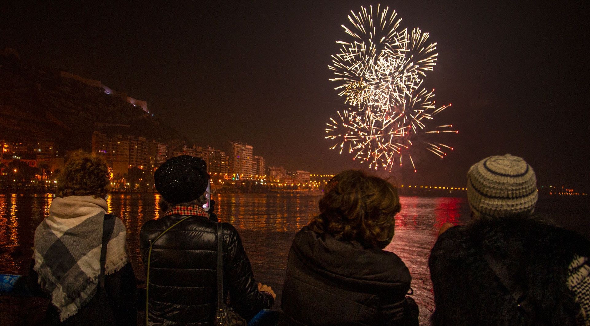 Fuegos artificiales desde la playa del Cocó por el Año Nuevo