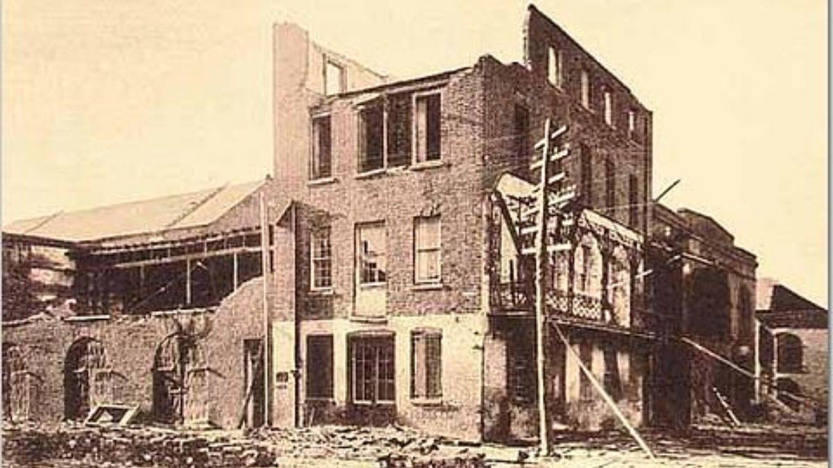 En 1886, un devastador terremoto de magnitud 6,7-7,3 sacudió Charleston, Carolina del Sur. Los terremotos de hace siglos, incluido este evento, aún pueden provocar réplicas en partes de los Estados Unidos, según un nuevo estudio.