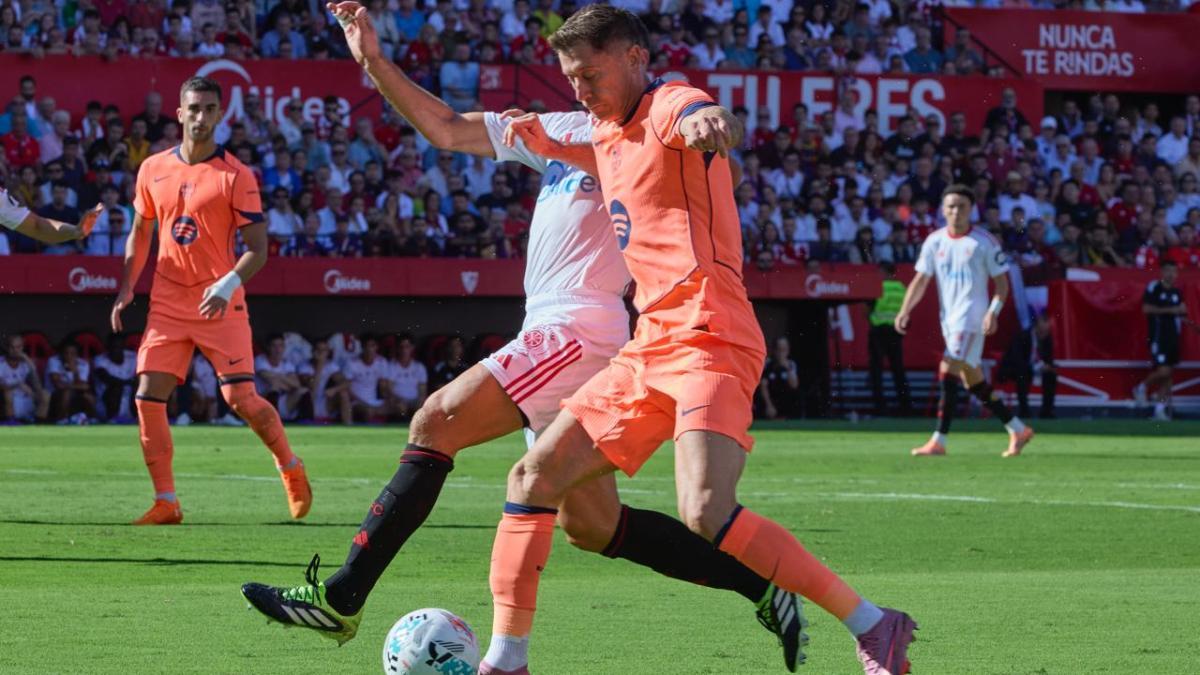 Lewandowski falló un penalti ante el Sevilla