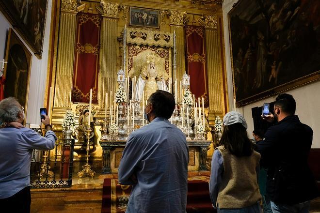 Domingo de Resurrección en la iglesia de San Julián, sede de la Agrupación de Cofradías