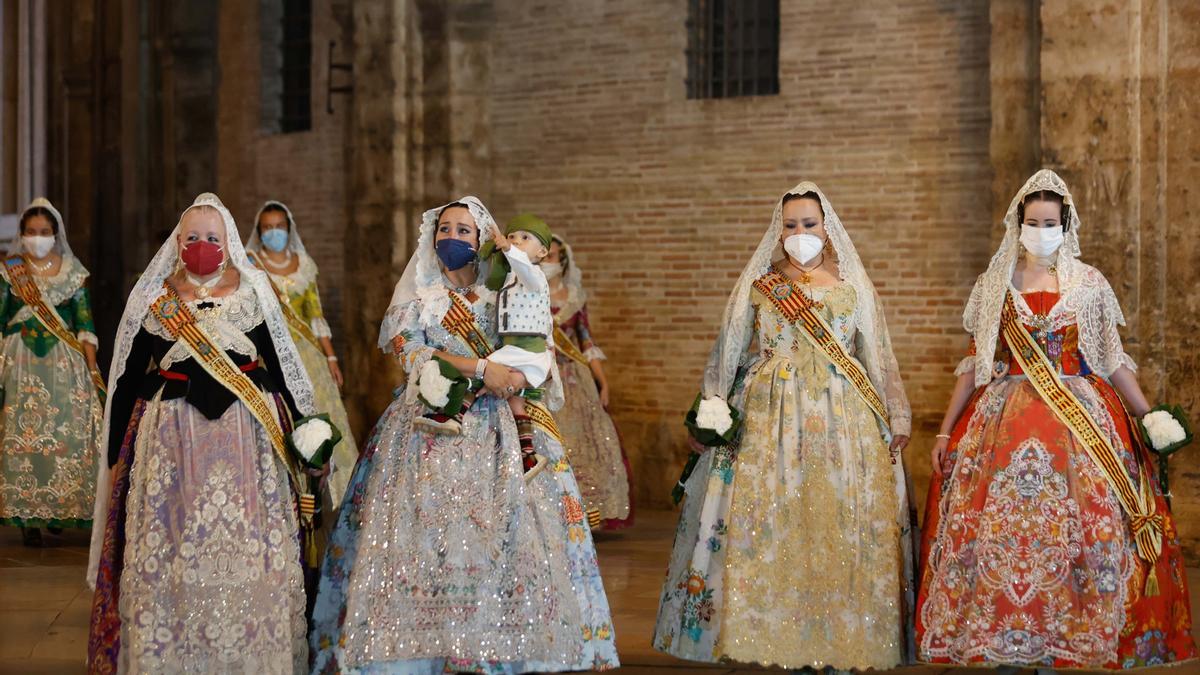 Búscate en el primer día de Ofrenda por las calles del Mar y Avellanas entre las 21:00 y 22:00 horas