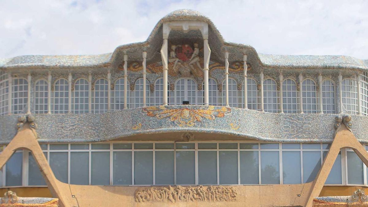 Fachada de la Asamblea Regional de Murcia, en Cartagena.