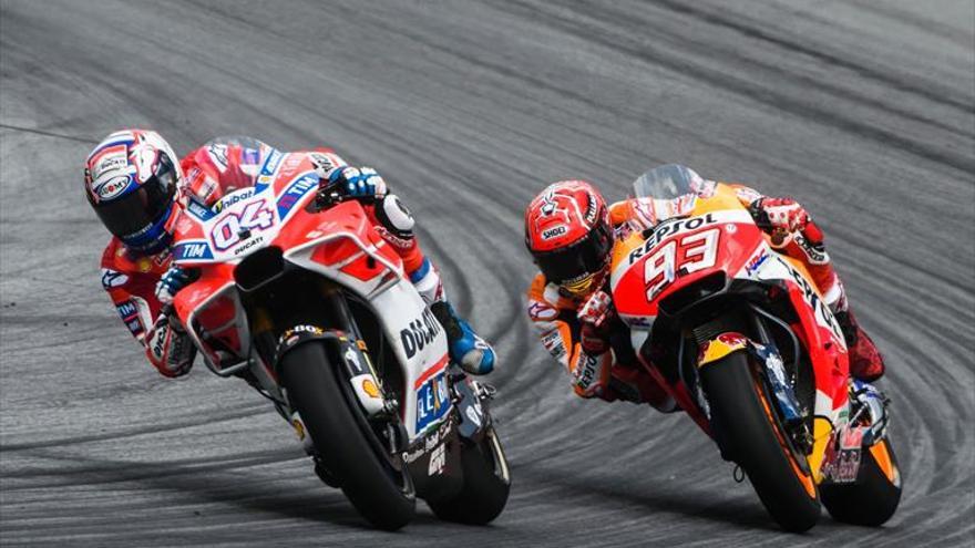 Doviziozo y Márquez luchan hasta el final