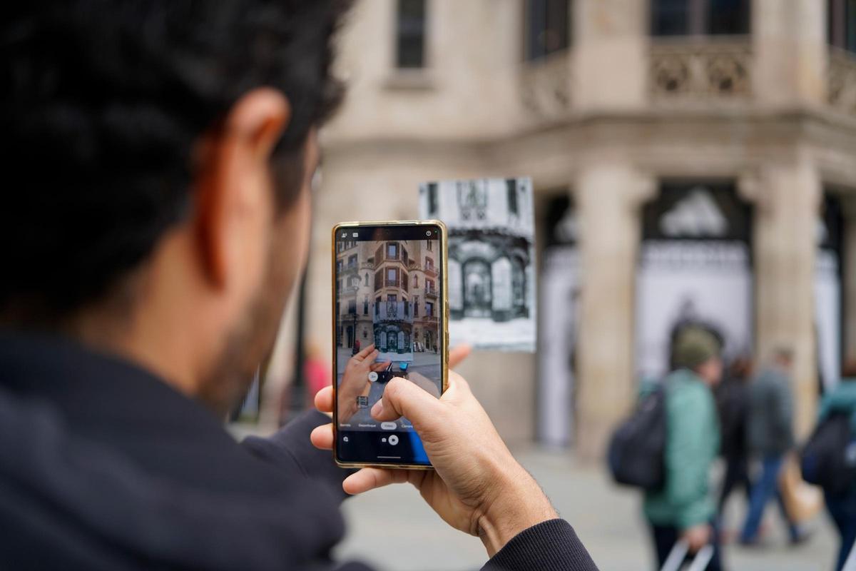Haciendo una recaptura en directo en paseo de Gràcia.