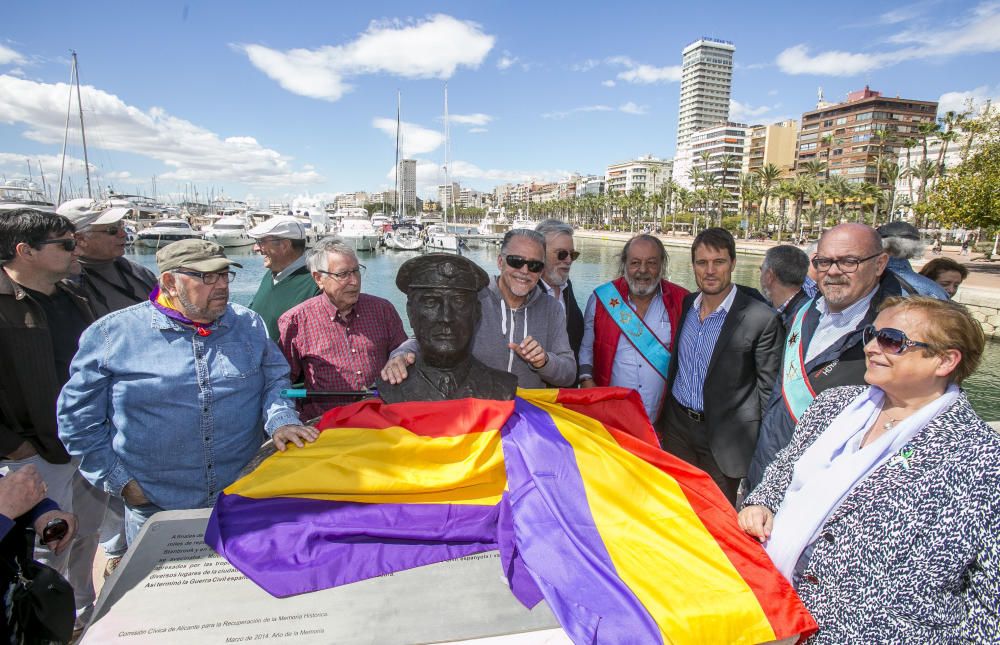 Homenaje al capitán del buque Stanbrook que permitió en 1939 salir de Alicante a miles de republicanos