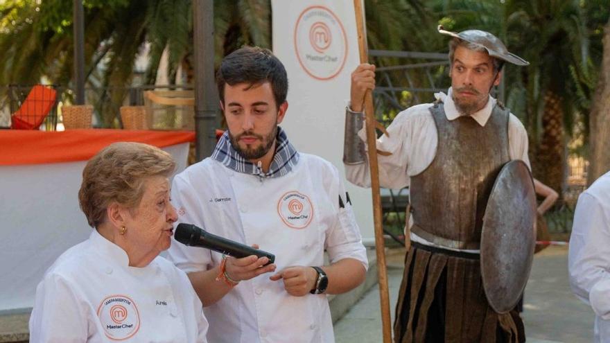 Aurelia y Garrote en los campamentos MasterChef de Ciudad Real.