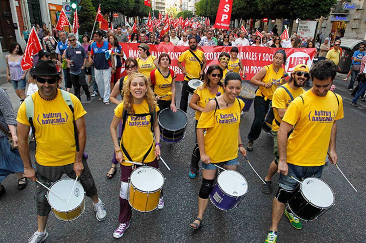 Els sindicats han convocat avui una manifestació per protestar contra les retallades en els serveis públics a la ciutat d’Alacant.