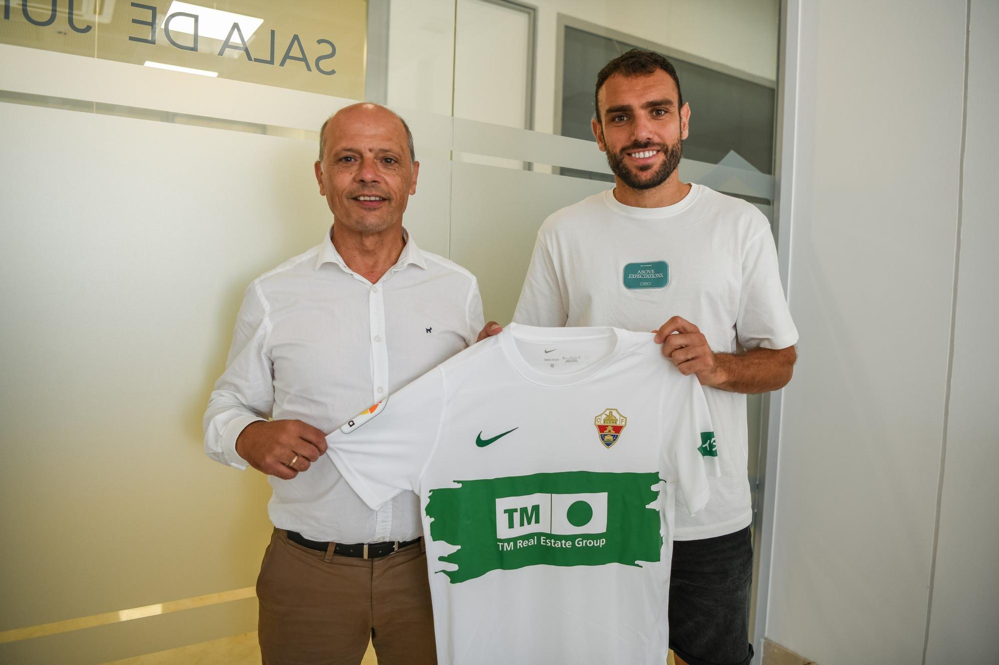 Gonzalo Verdú renueva con el Elche hasta 2023