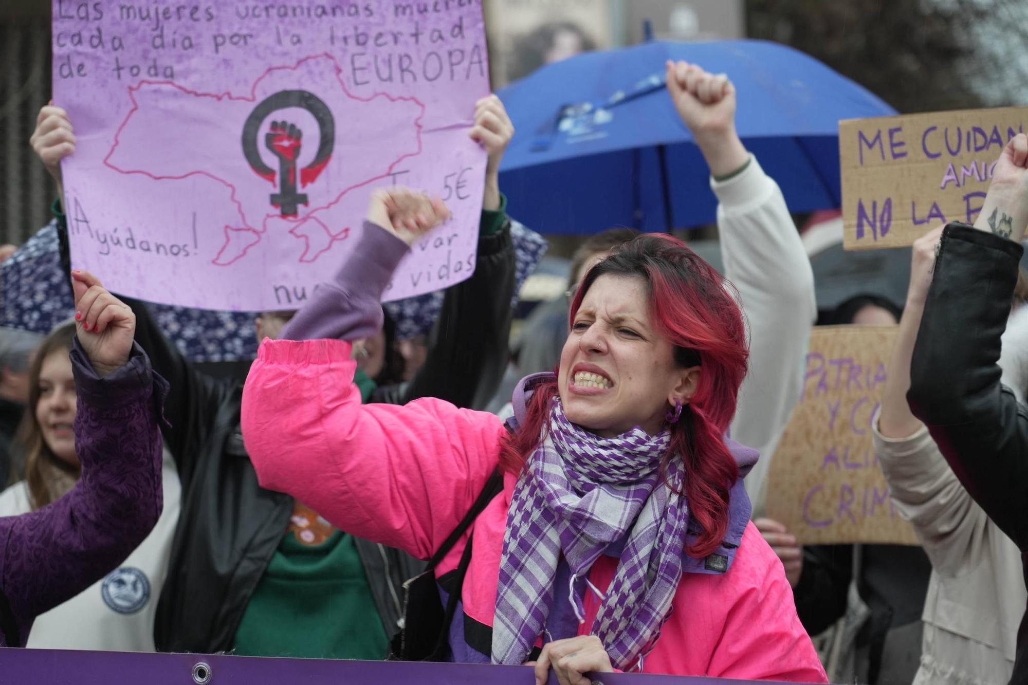 8M en Badajoz: Las mujeres gritan "se acabó"