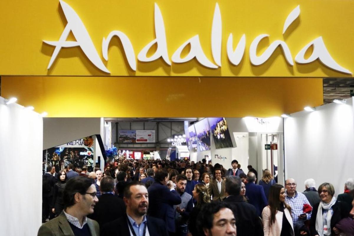 Inauguración de los pabellones de Andalucía y Málaga en Fitur.