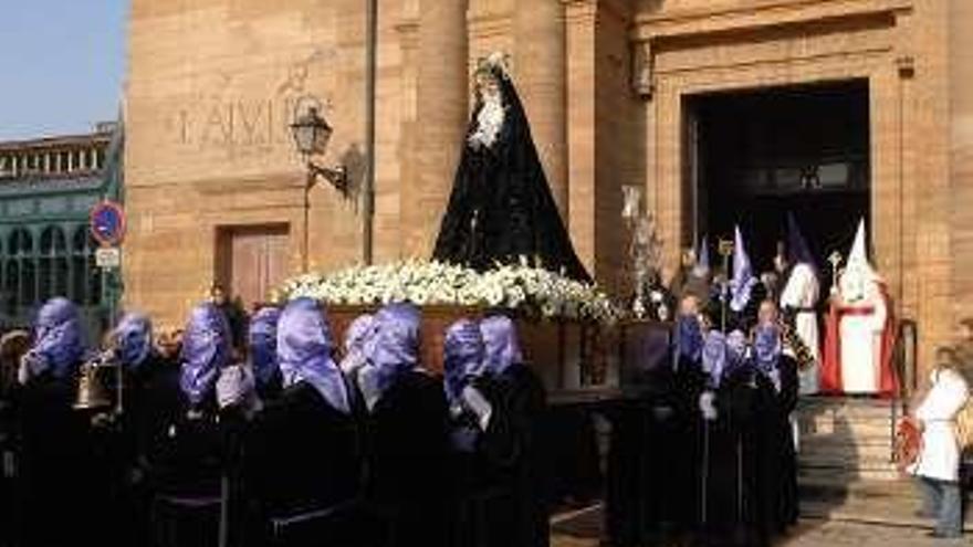 Los guardianes de la tradición