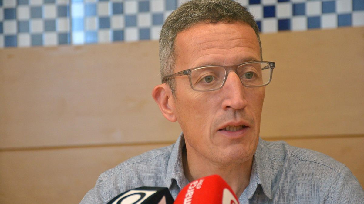 El tinent d'alcalde i regidor de Promoció de la Ciutat, Estanis Vayreda, en la compareixença de l'Ajuntament aquest matí