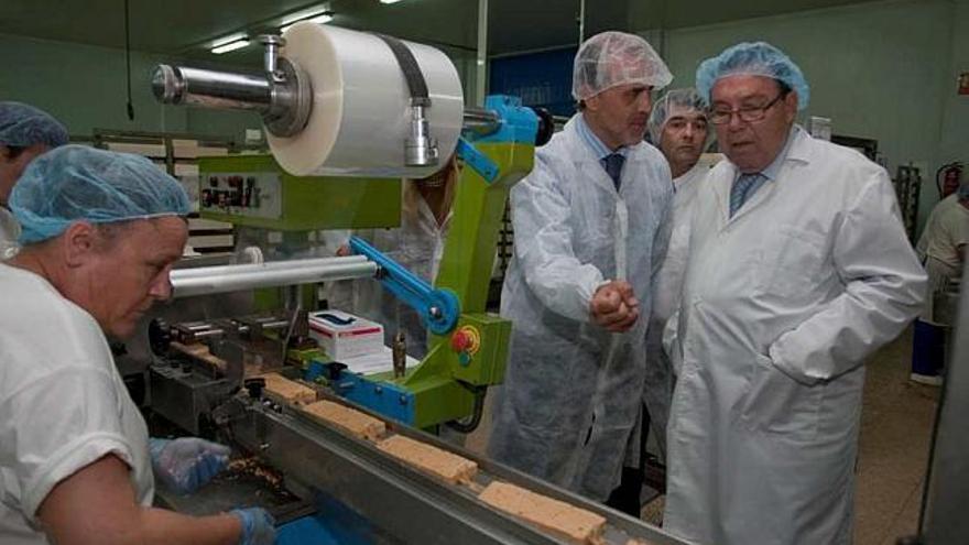 El Puerto baja un 40% sus tarifas para impulsar la exportación desde Alicante