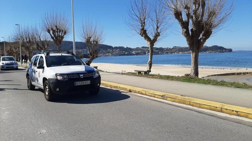 La okupación de una casa al lado de la playa de Portomaior pone en alerta a los vecinos