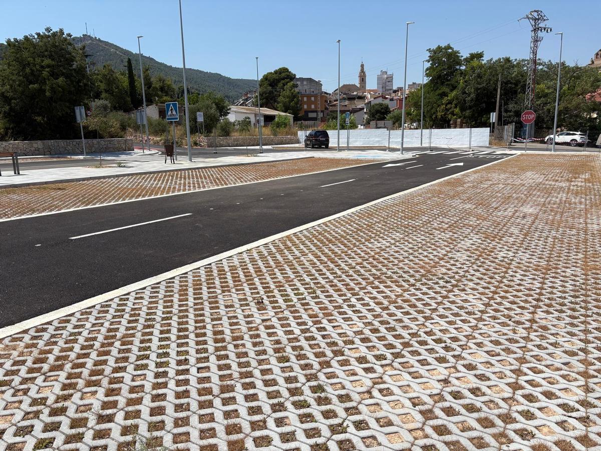 Zona urbanizada del solar de Piqueras de Enguera, en el que se construirá la nave multiusos.