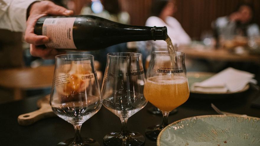 Cervezas Alhambra y Cucü Gastrobar proponen una cita con la cocina de la antigua Madina Mursiya