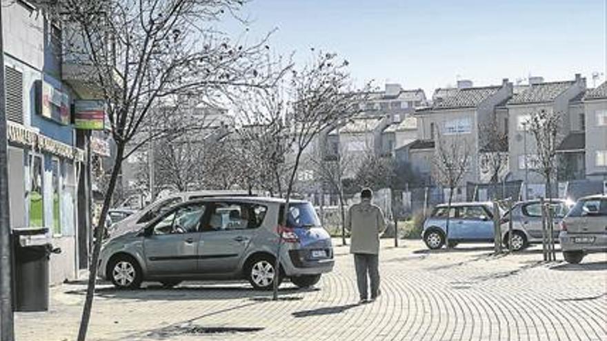 Cáceres el Viejo quiere una solución a los problemas de los aparcamientos