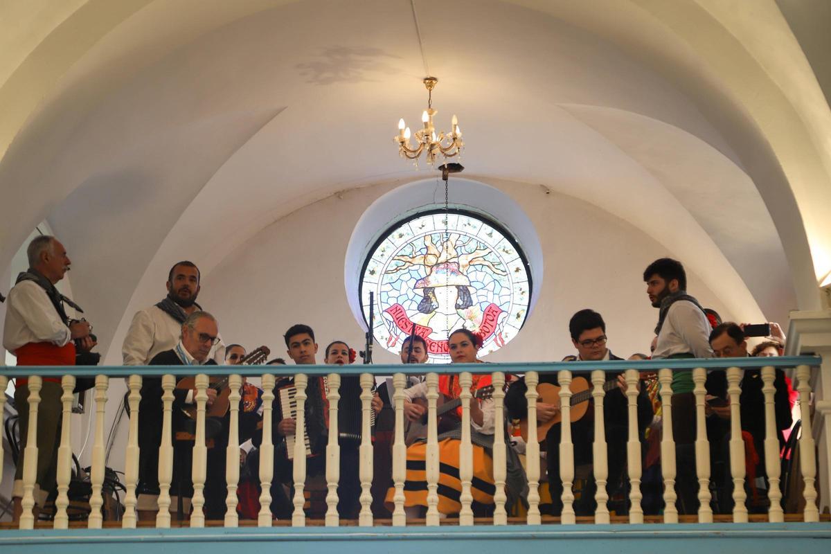 EN IMÁGENES | La lluvia embarra el día grande de la romería de la Virgen de Bótoa