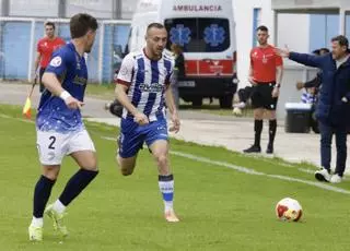 Álvaro Santamaría da un paso adelante en el Avilés tras un inicio dubitativo
