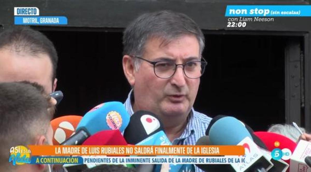 Peluquera y envuelta en la polémica: así es la vida de Ángeles, la madre de Rubiales