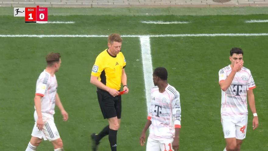 Las expulsiones que complicaron al Bayern