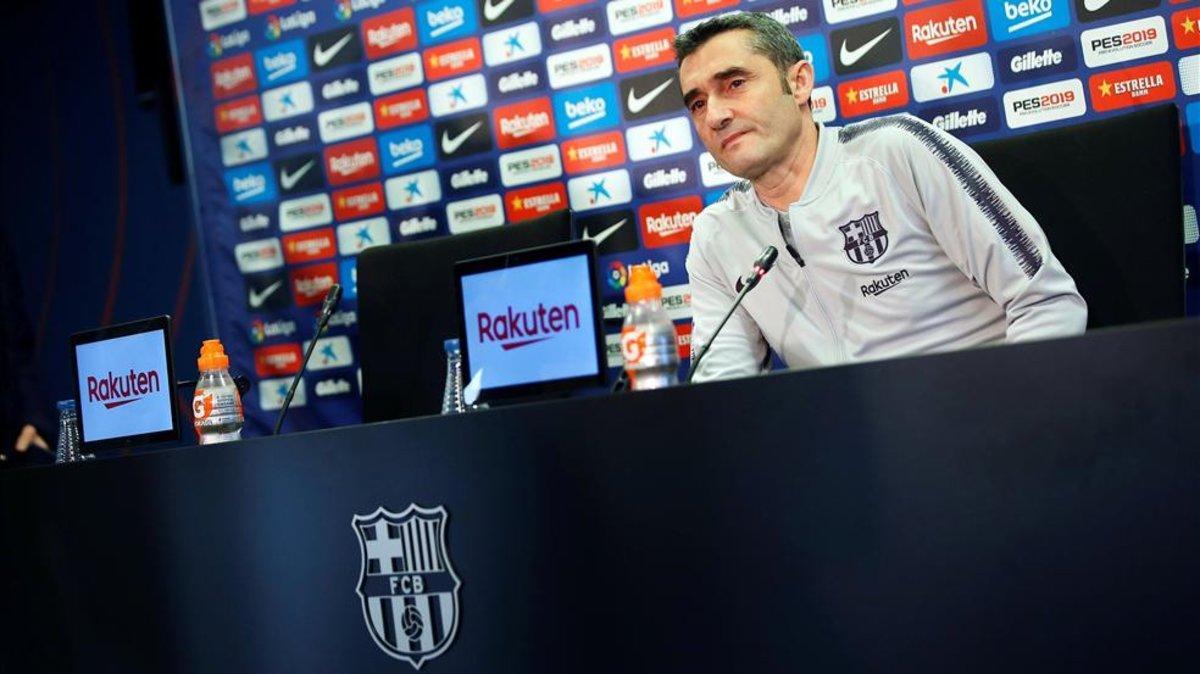 Ernesto Valverde compareció en rueda de prensa antes de viajar a Bilbao