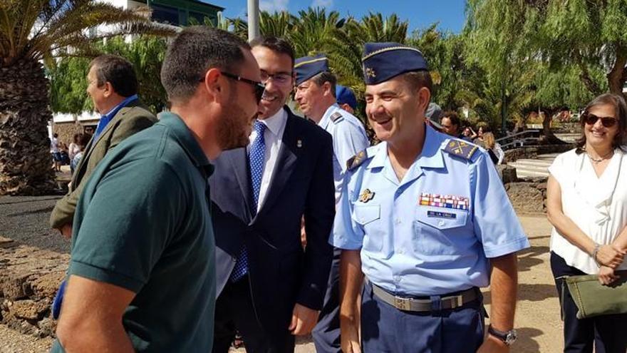 Águilas acróbatas en el cielo de Costa Teguise