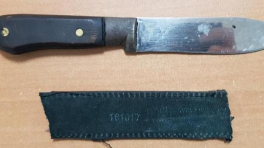 Un detenido por amenazar con un cuchillo a unos menores en El Campello