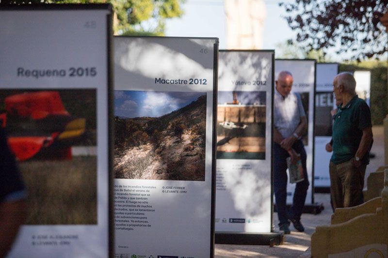 Inauguración de la exposición del 150 aniversario de Levante-EMV en Requena