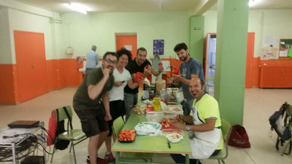 Dinar popular a l'escola Renaixença de Manresa