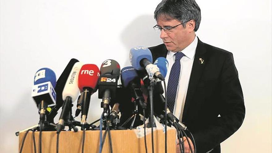 ¿Por qué debería declarar Puigdemont?