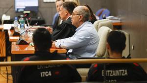 Condemnat a 44 anys de presó per assassinar la seva dona i la seva filla a Biscaia