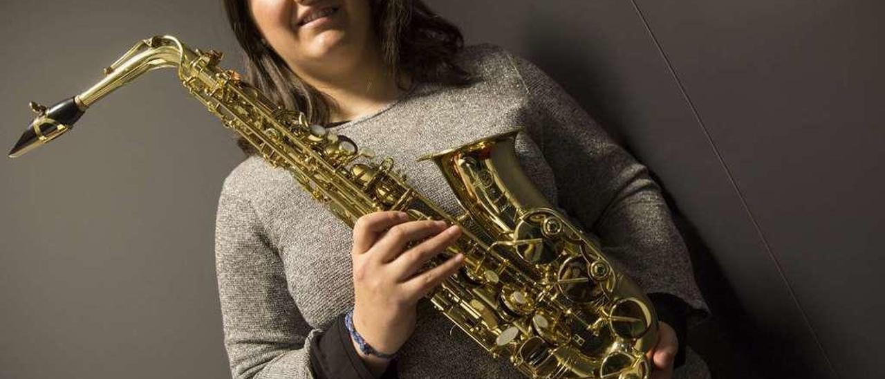 La saxofonista ovetense Helena Maseda, ayer en Oviedo.