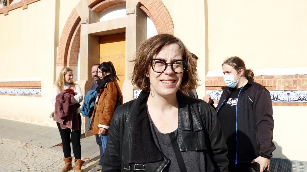 La diputada de la CUP Eulàlia Reguant, en l&#039;acte de suport a Pau Juvillà, al Teatre de l&#039;Escorxador de Lleida