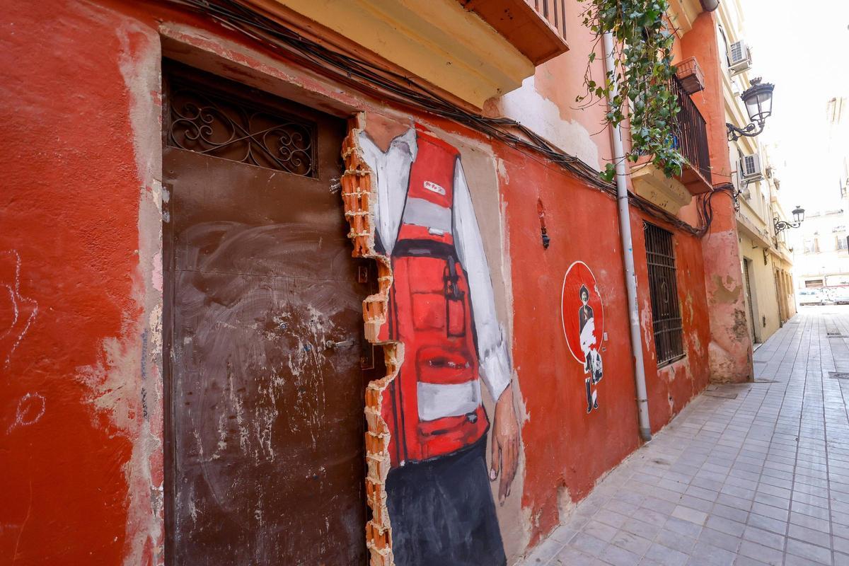 Adiós al grafitti de Carlos Mazón para poder okupar una vivienda