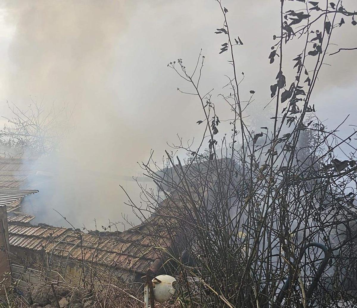 Vivienda afectada por el incendio.