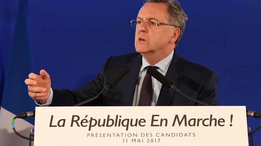 El secretario general de La República en Marcha, Richard Ferrand, en la presentación de las listas. // Reuters