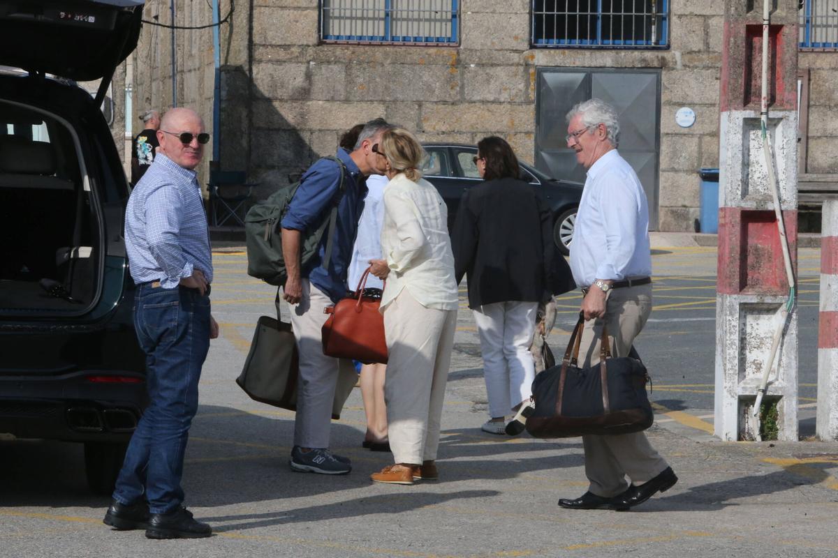 El empresario pasó su primer fin de semana de adelanto del verano a bordo de su yate «Valoria B»
