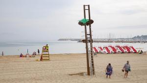 Mor una dona ofegada a la platja de Riells de l’Escala