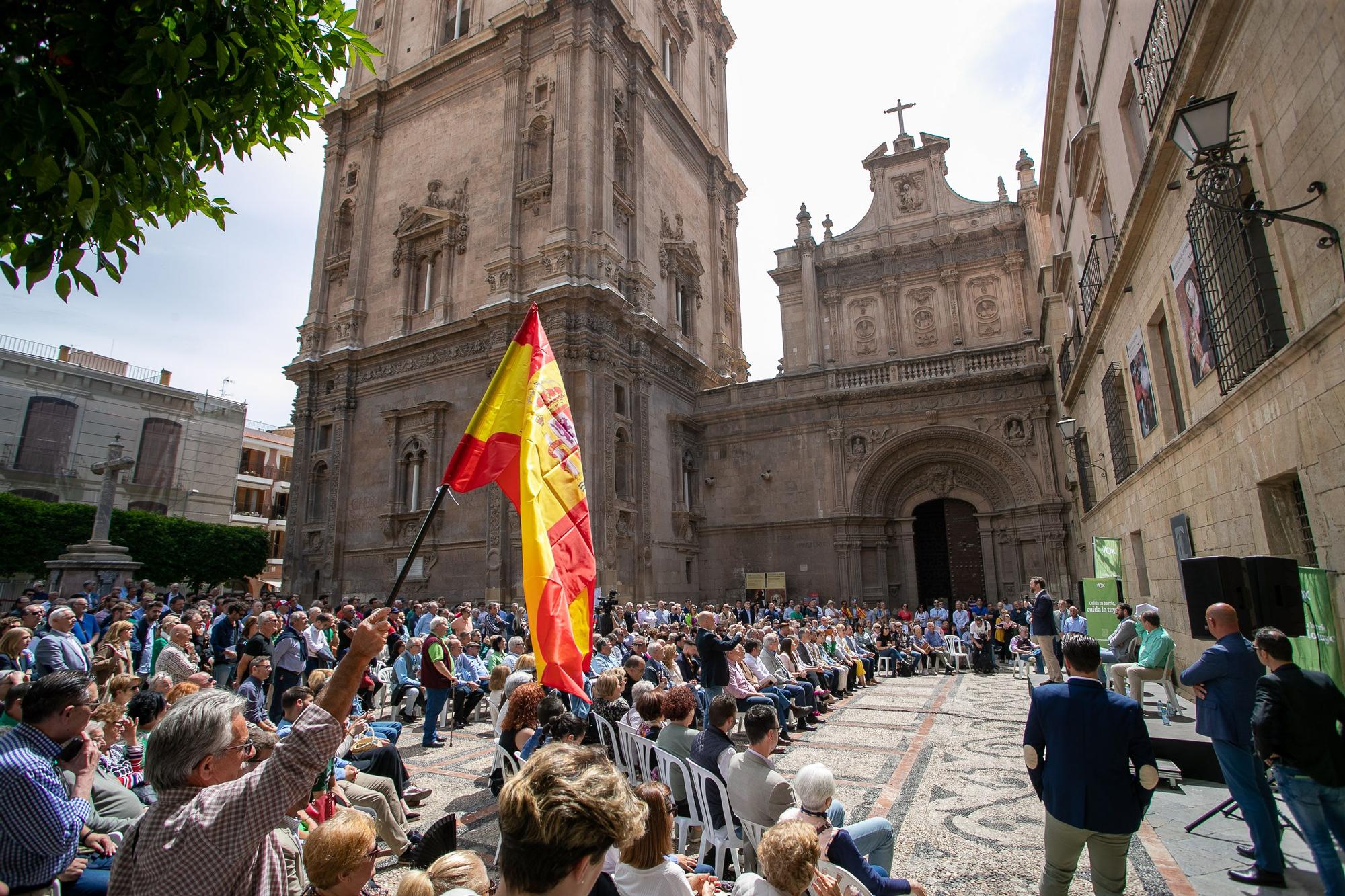 El acto de Vox en Murcia con Espinosa de los Monteros en imágenes