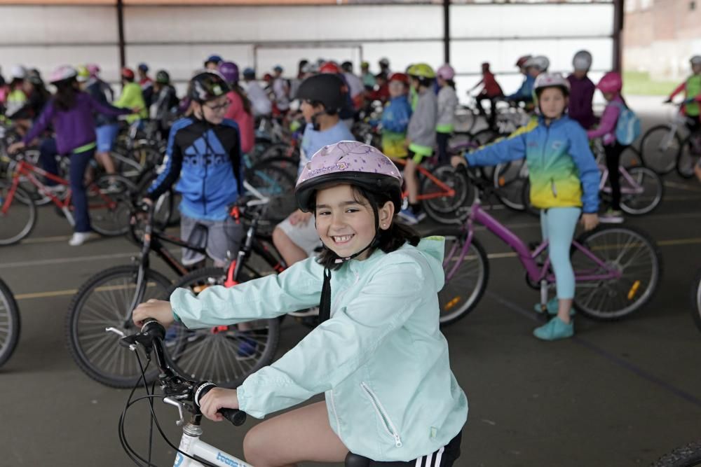 Deporte para despedir el deporte en los colegios gijoneses