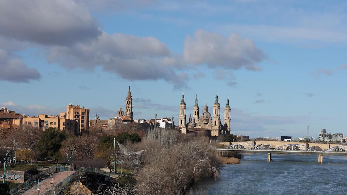 Panorámica del Pilar y La Seo