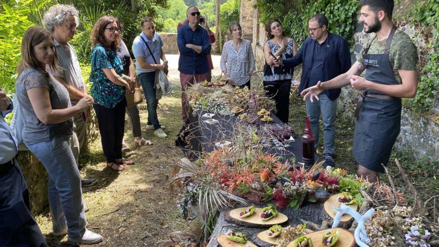 St. Jaume de Llierca estrena la primera ruta biomimètica a peu de Catalunya