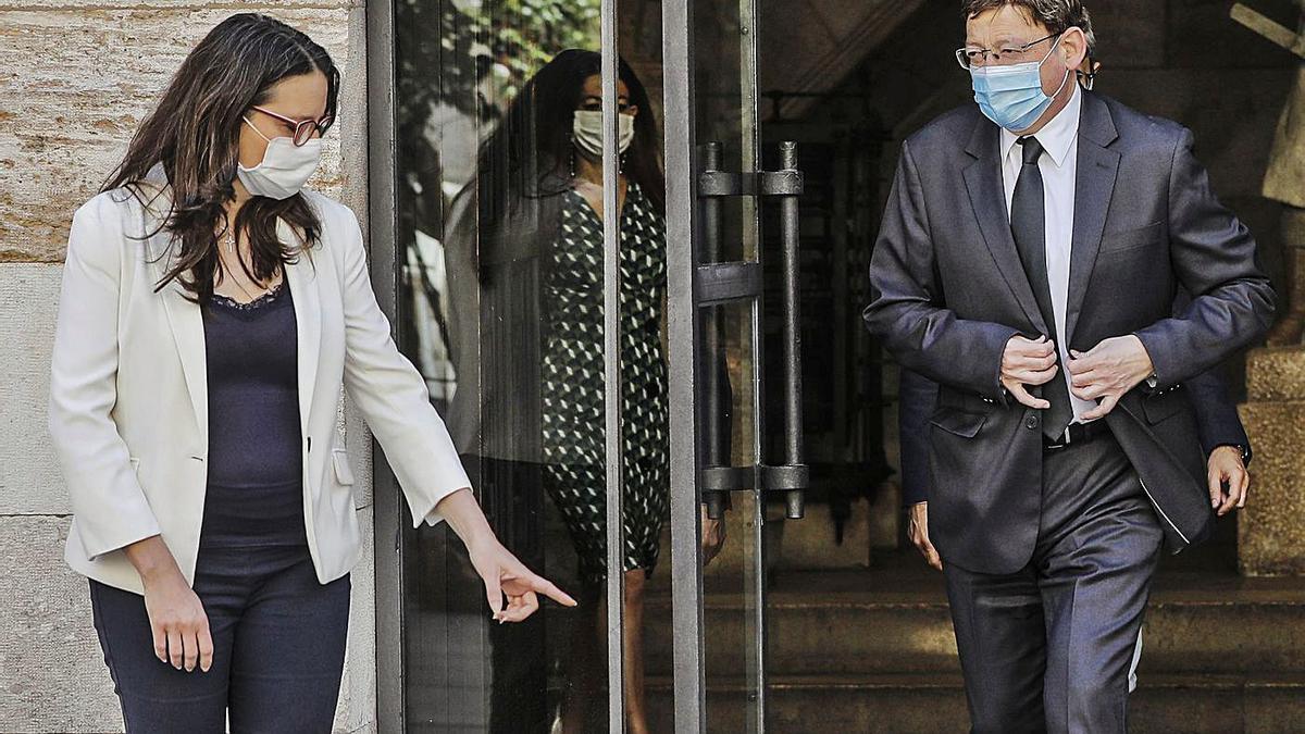 El presidente de la Generalitat, Ximo Puig, junto a la vicepresidenta, Mónica Oltra. |