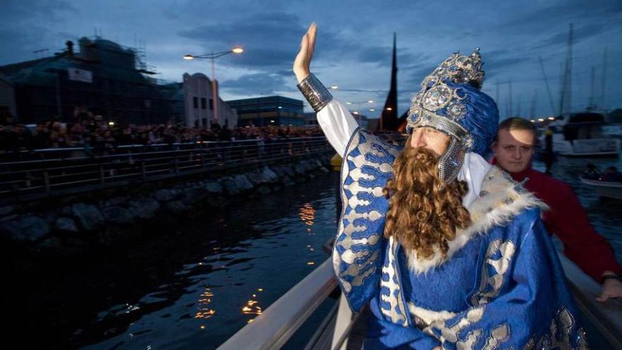 El Rey Gaspar, en la cabalgata de Avilés del año pasado.